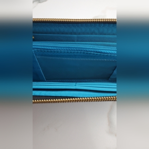 Travelon RFID Blocking Grey Animal Print Continental Wallet Wristlet - Picture 5 of 11